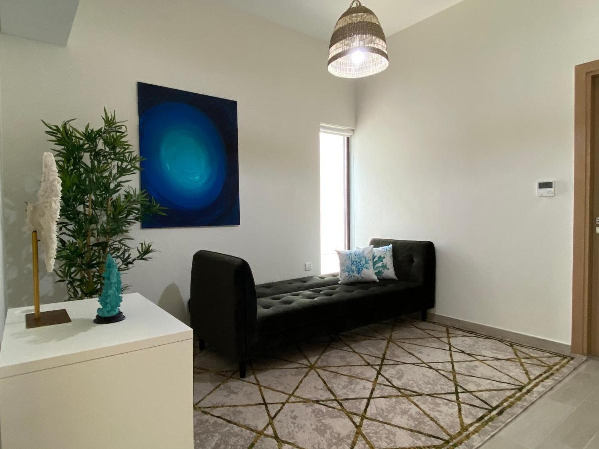 פוג'יירה The White Villa מראה חיצוני תמונה
